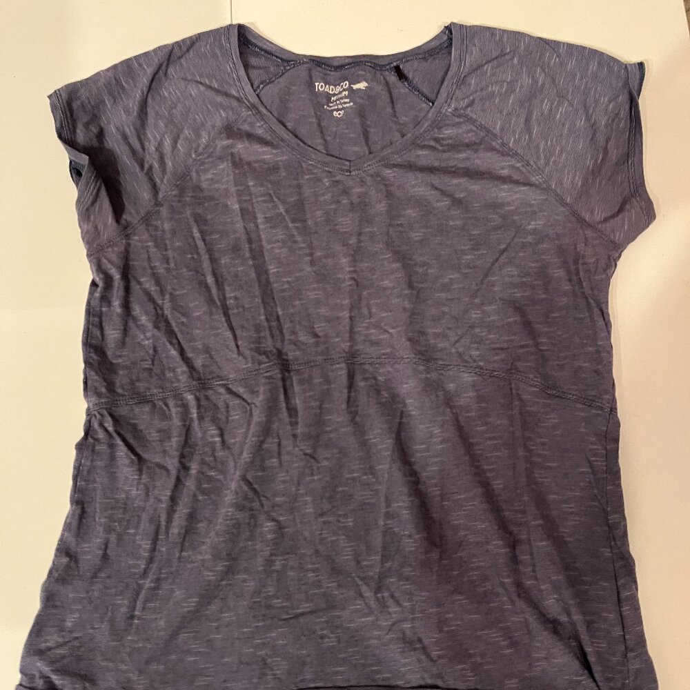 Toad‎ and Co Gray Blue Striped V Neck Short Sleeve Shirt Medium 💗